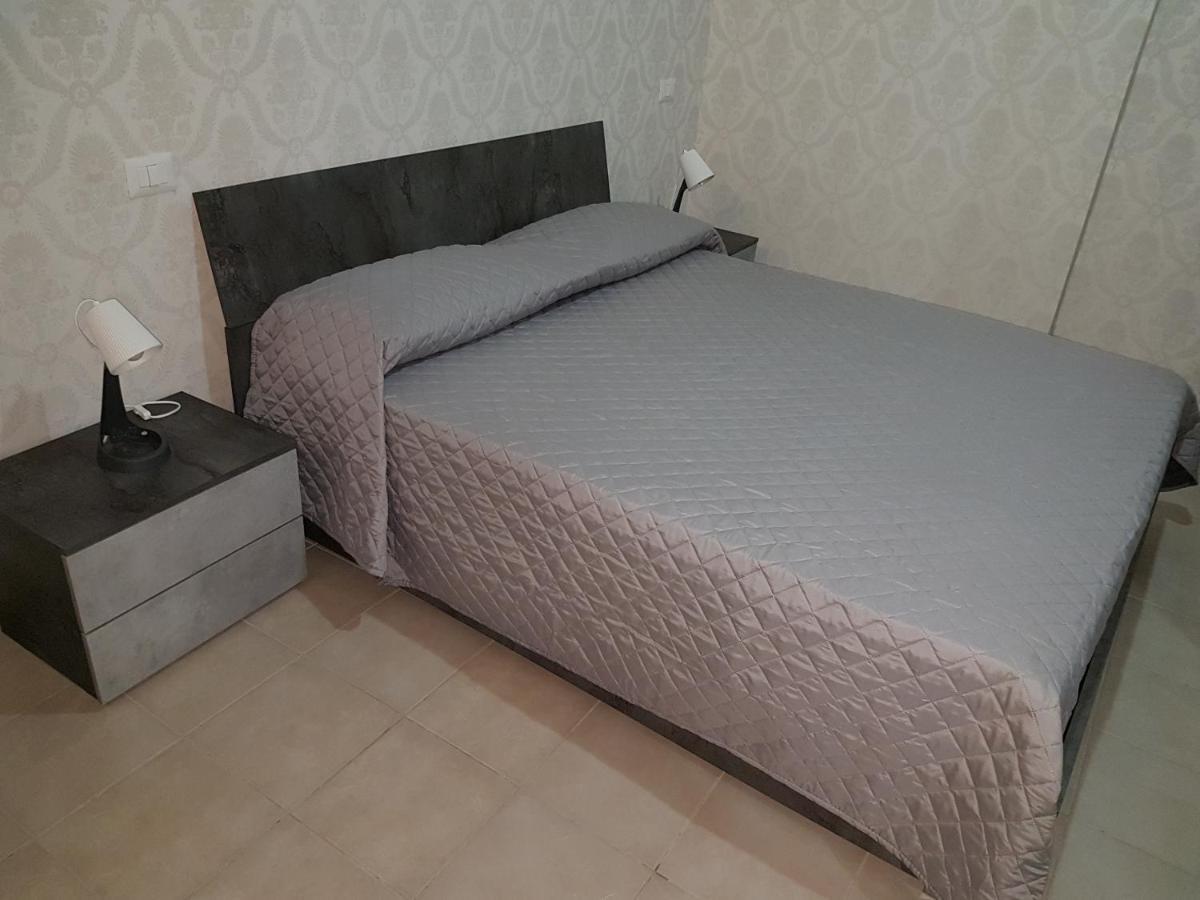 Casa Vacanza Dinastia Borbone - Centro Storico Неаполь Экстерьер фото