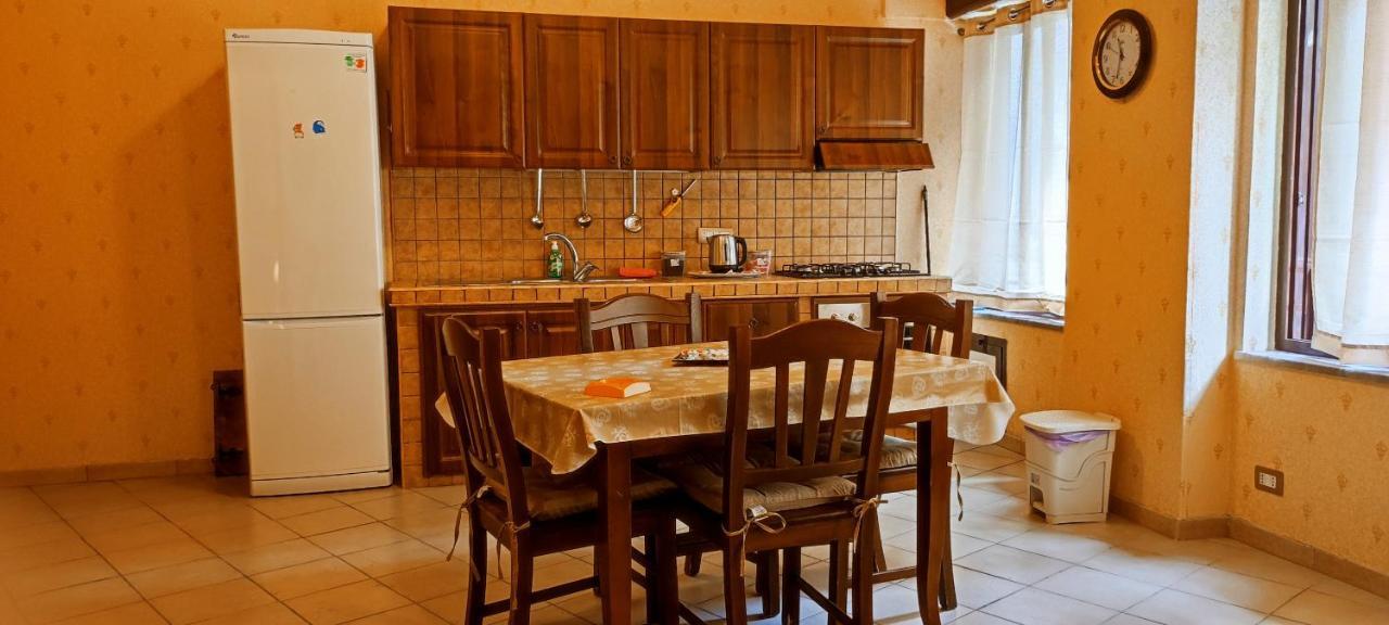 Casa Vacanza Dinastia Borbone - Centro Storico Неаполь Экстерьер фото