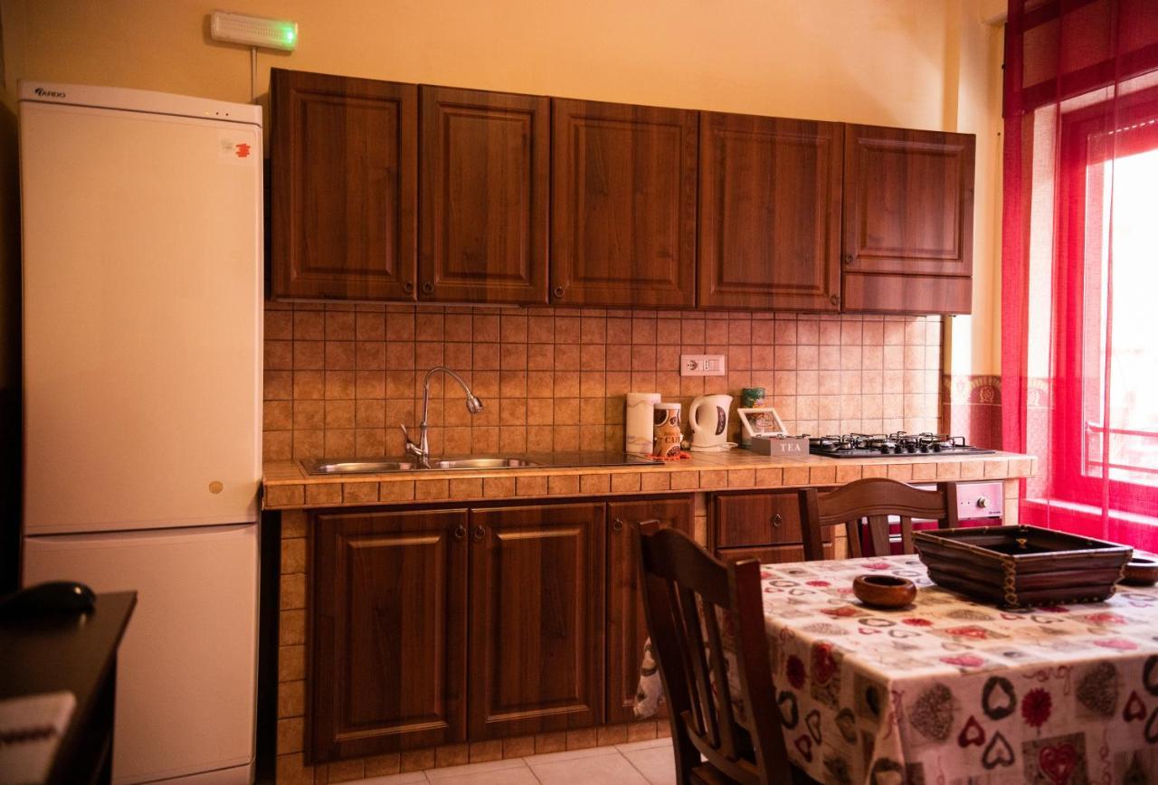 Casa Vacanza Dinastia Borbone - Centro Storico Неаполь Экстерьер фото