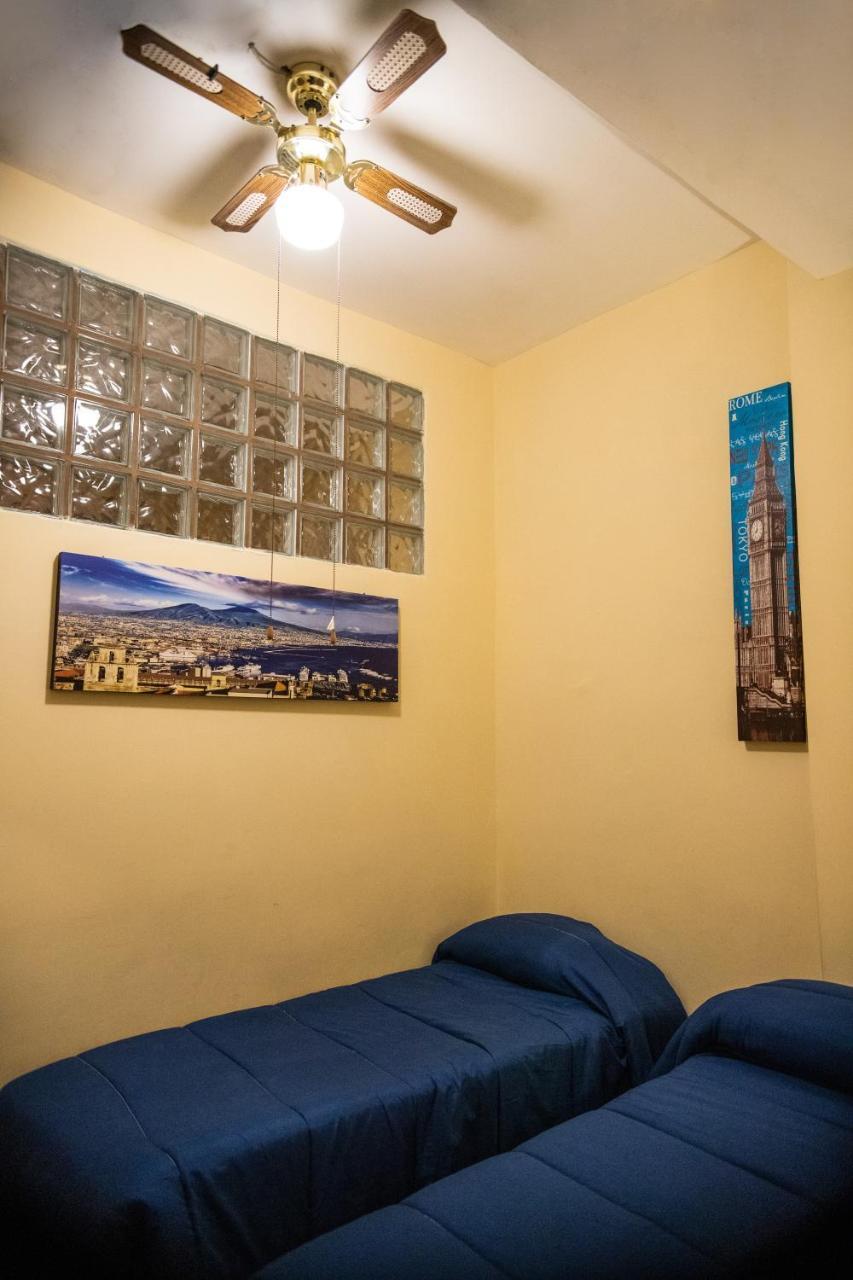 Casa Vacanza Dinastia Borbone - Centro Storico Неаполь Экстерьер фото